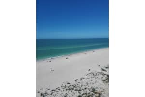 5200 GULF DRIVE, HOLMES BEACH, FL 34217 Sold 04/02/25