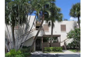 142 Pineneedle Dr #142u, BRADENTON