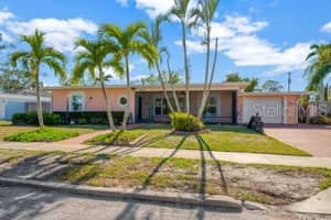 2412 CRESCENT COURT, BRADENTON, FL 34208 Sold 02/20/25