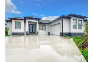 10155 HALLENDALE DRIVE, PORT CHARLOTTE, FL 33981 - MLS#MFRA4636885