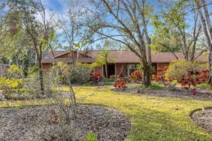 2218 SHADOW OAKS ROAD, SARASOTA, FL 34240 Sold 05/15/25