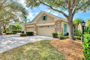 4914 LAKESCENE PLACE, SARASOTA, FL 34243 - MLS#MFRA4636922