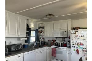 112 50TH AVENUE TERRACE, BRADENTON, FL 34207 Sold 03/12/25