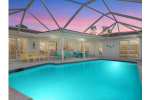 5560 SHADOW LAWN DRIVE, SARASOTA, FL 34242 - MLS#MFRA4636955