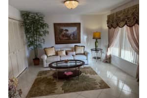 581 106TH AVENUE, NAPLES, FL 34108 Sold 05/15/25