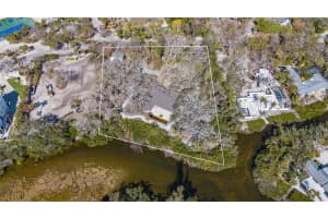7429 SANDERLING ROAD, SARASOTA, FL 34242 Sold 02/25/25