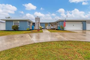 1826 LEEWYNN DRIVE, SARASOTA, FL 34240 Sold 03/03/25