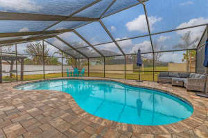 1826 LEEWYNN DRIVE, SARASOTA, FL 34240 Sold 03/03/25