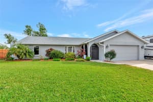 2154 Lakewood Dr, NOKOMIS