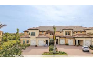 10031 CROOKED CREEK DRIVE, VENICE, FL 34293 Sold 07/29/25