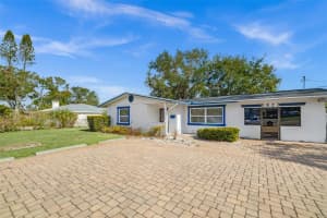 5823 26TH STREET, BRADENTON, FL 34207 Sold 03/03/25