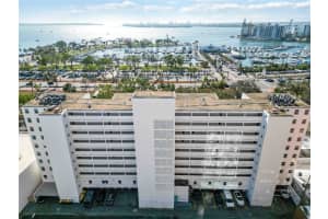 33 GULFSTREAM AVENUE, SARASOTA, FL 34236 Sold 03/07/25