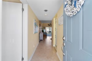 755 VILLAGE CIRCLE, VENICE, FL 34292 - MLS#MFRA4637071