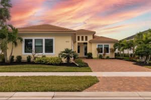 4839 PASTEL COURT, SARASOTA, FL 34240 - MLS#MFRA4637079