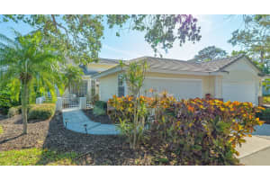 7703 WHITEBRIDGE GLEN, UNIVERSITY PARK, FL 34201 - MLS#MFRA4637097