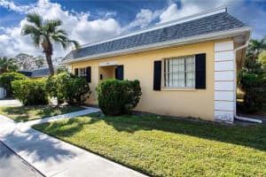 2413 ASPINWALL STREET, SARASOTA, FL 34237 Sold 07/10/25
