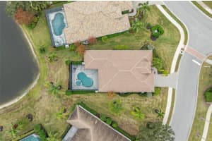 7204 ANNANHILL LANE, LAKEWOOD RANCH, FL 34202 - MLS#MFRA4637171