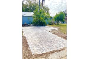 10607 3RD STREET, THONOTOSASSA, FL 33592 Sold 04/01/25