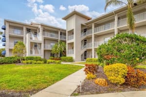 9620 CLUB SOUTH CIRCLE, SARASOTA, FL 34238 Sold 05/14/25