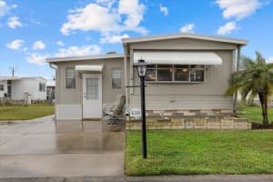 5316 53RD AVENUE, BRADENTON, FL 34203 Sold 08/22/25