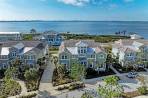 326 COMPASS POINT DRIVE, BRADENTON, FL 34209 Sold 04/10/25