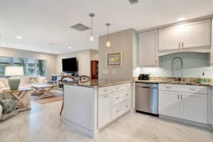 2810 51ST AVENUE, BRADENTON, FL 34207 Sold 04/01/25