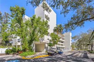 250 SANDS POINT ROAD, LONGBOAT KEY, FL 34228 Sold 06/20/25