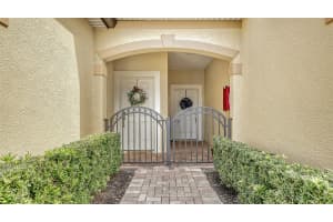 8115 MIRAMAR WAY, LAKEWOOD RANCH, FL 34202 - MLS#MFRA4637397