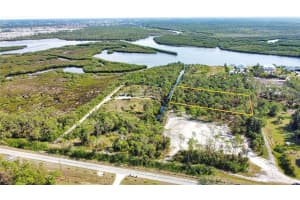 9051 CALOOSA DRIVE, VENICE, FL 34293 - MLS#MFRA4637409