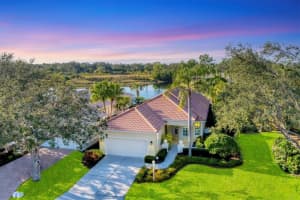 7220 KENSINGTON COURT, UNIVERSITY PARK, FL 34201 Sold 03/21/25