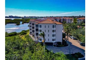 5450 EAGLES POINT CIRCLE, SARASOTA, FL 34231 Sold 04/21/25
