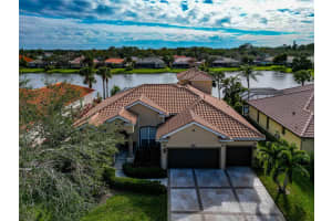 4917 SABAL LAKE CIRCLE, SARASOTA, FL 34238 Sold 07/24/25