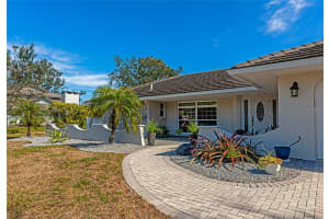 1237 FLYING BRIDGE LANE, OSPREY, FL 34229 Sold 04/23/25