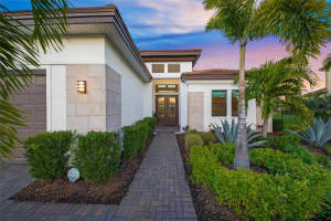 4842 PASTEL COURT, SARASOTA, FL 34240 Sold 05/23/25
