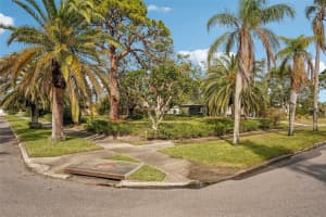 349 SCOTT AVENUE, SARASOTA, FL 34243 - MLS#MFRA4637775