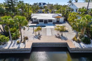 431 AVENIDA DE MAYO, SARASOTA, FL 34242 Sold 03/31/25