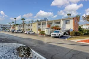 1553 Pleasant Rd #h27, BRADENTON