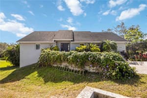 2458 WHIPPOORWILL CIRCLE, SARASOTA, FL 34231 Sold 06/26/25