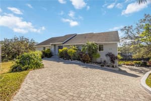 2458 WHIPPOORWILL CIRCLE, SARASOTA, FL 34231 Sold 06/26/25