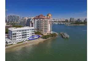 400 Golden Gate Pt #11, SARASOTA
