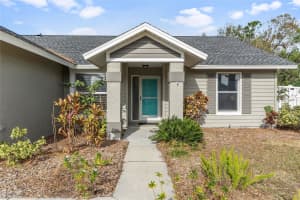 7117 QUEEN PALM CIRCLE, SARASOTA, FL 34243 Sold 06/03/25