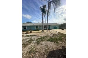 211 84TH STREET, HOLMES BEACH, FL 34217 Sold 03/07/25