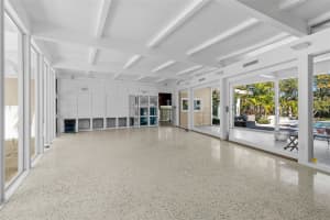 117 POLK DRIVE, SARASOTA, FL 34236 Sold 03/28/25