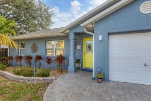 2207 22ND STREET, BRADENTON, FL 34205 Sold 03/14/25