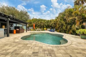 2207 22ND STREET, BRADENTON, FL 34205 Sold 03/14/25