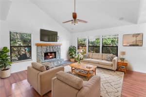 2037 LINWOOD WAY, SARASOTA, FL 34232 Sold 03/27/25
