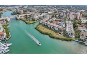 250 SANTA MARIA STREET, VENICE, FL 34285 Sold 07/17/25