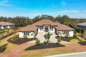 3927 FOUNDERS CLUB DRIVE, SARASOTA, FL 34240 Sold 02/27/25