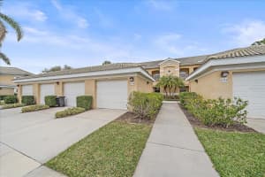 6334 Grand Oak Cir #201, BRADENTON