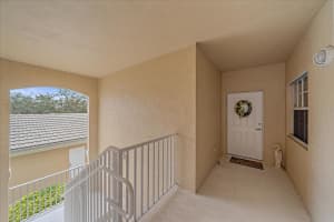 6334 GRAND OAK CIRCLE, BRADENTON, FL 34203 - MLS#MFRA4638143